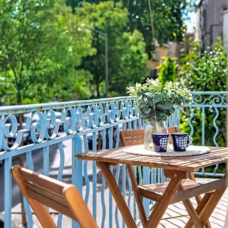 Comfortable Flat And Balcony Appartement