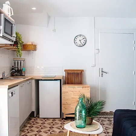 Comfortable Flat And Balcony Apartman