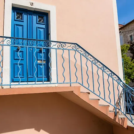 Comfortable Flat And Balcony Apartman Lodève